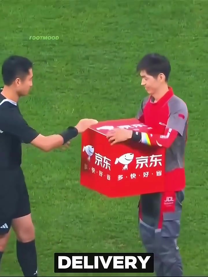 各种开球方式层出不穷！你印象最深的是哪一个？