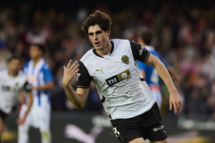 隆戈：米兰没放弃引进格拉，2500万欧可以成交&马竞和维拉也有意