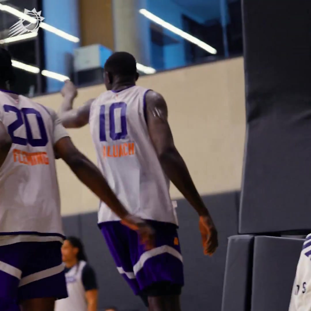 和杨瀚森一个经纪人！太阳10号秀马卢阿奇在训练中暴力扣篮