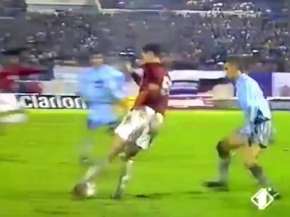 最好的中锋模板！范巴斯滕传球集锦！谁会不爱这样的球员？