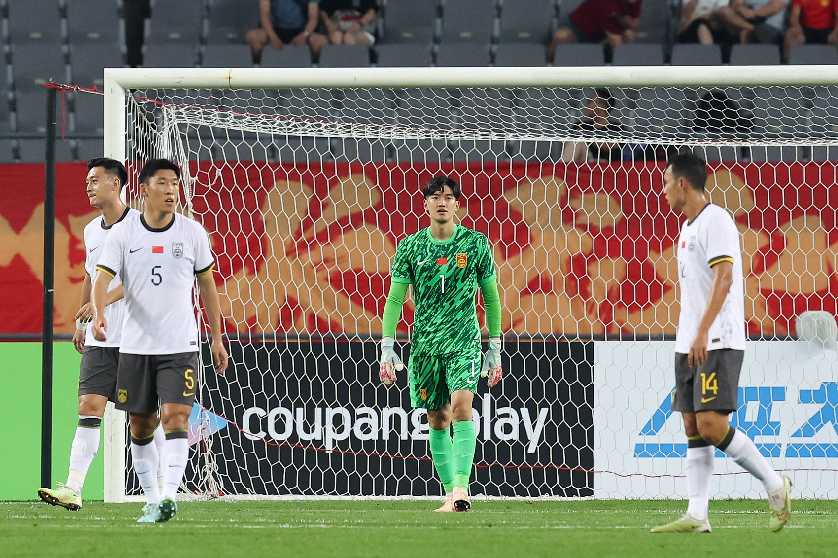 东体：国足求胜欲不强足协很不满 中超节奏慢已无竞争力