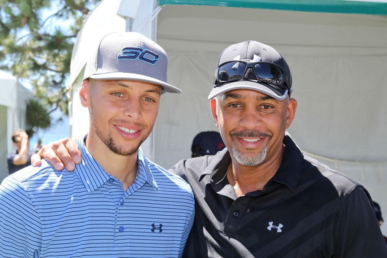 后续招募库里？亚马逊将聘请戴尔-库里担任NBA赛事解说分析师