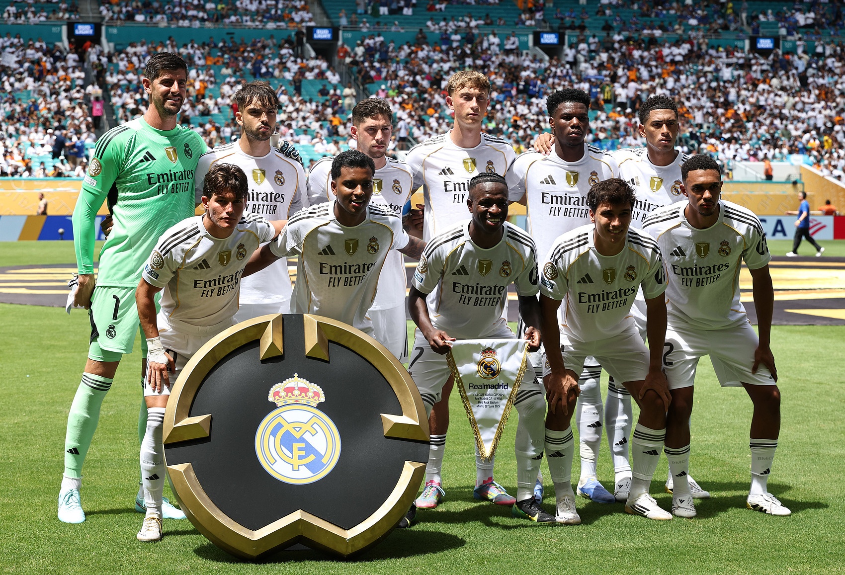 也有收获！皇马世俱杯收8252万刀，锋线挖掘21岁贡萨洛&验货怀森