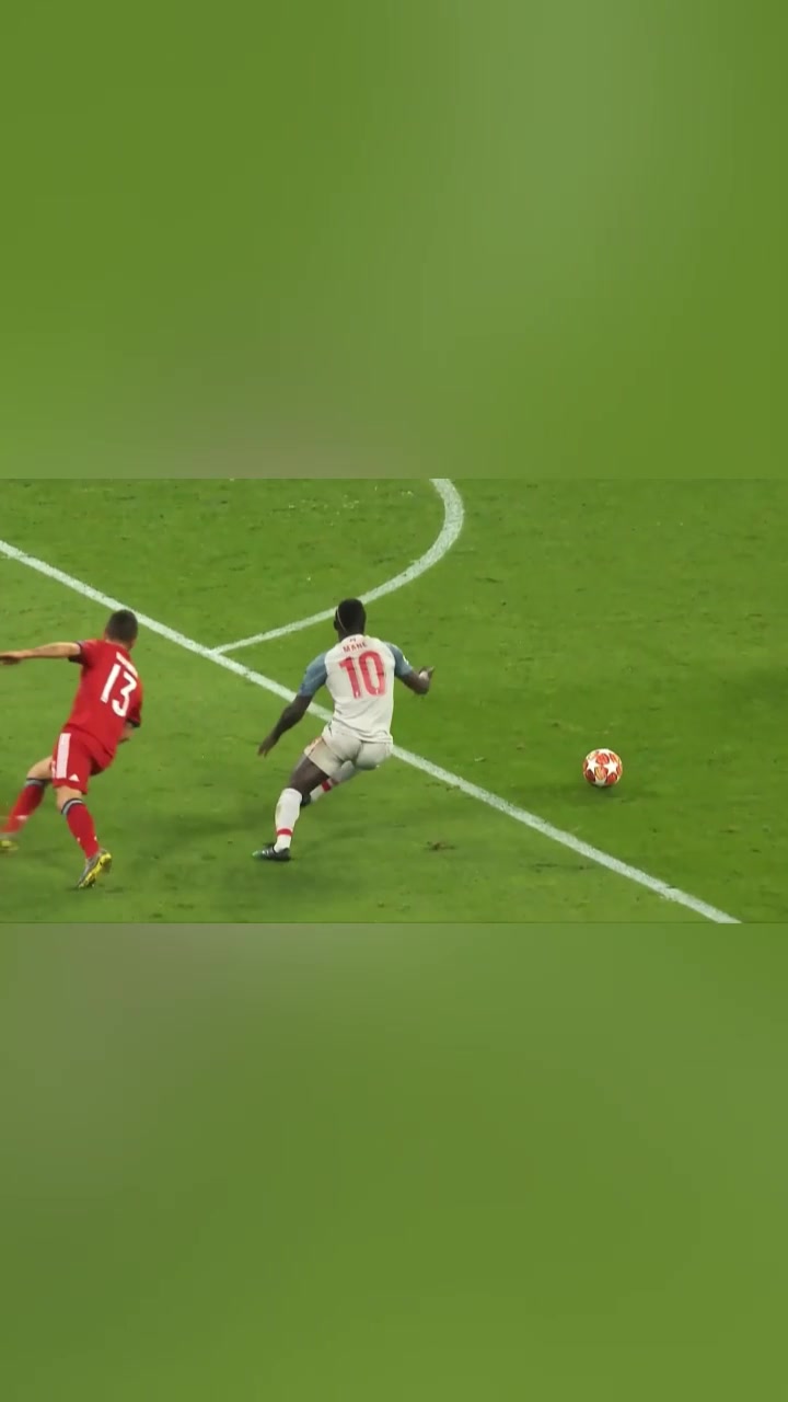 詹俊：看看马内！火燎的金刚，烟熏的太岁立功了！