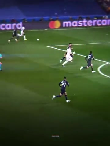 你很能跑？我可是超跑！沃克欧冠防守维尼修斯集锦！