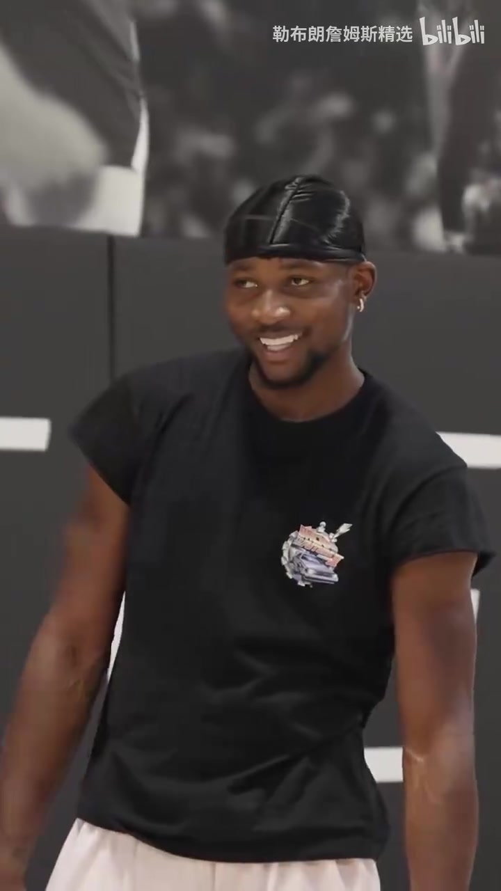 下赛季会在哪里呢？库明加休赛期猛练！