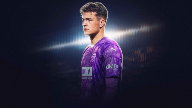 官方：瓦伦西亚租借毕巴门将阿吉雷萨瓦拉，据悉买断费用1200万欧