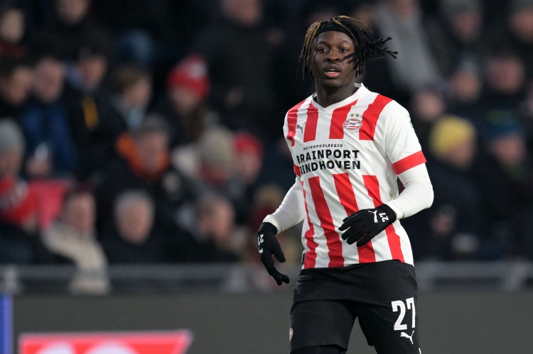 记者：勒沃库森追求埃因霍温边锋巴卡约科&摩纳哥前锋阿克利乌舍