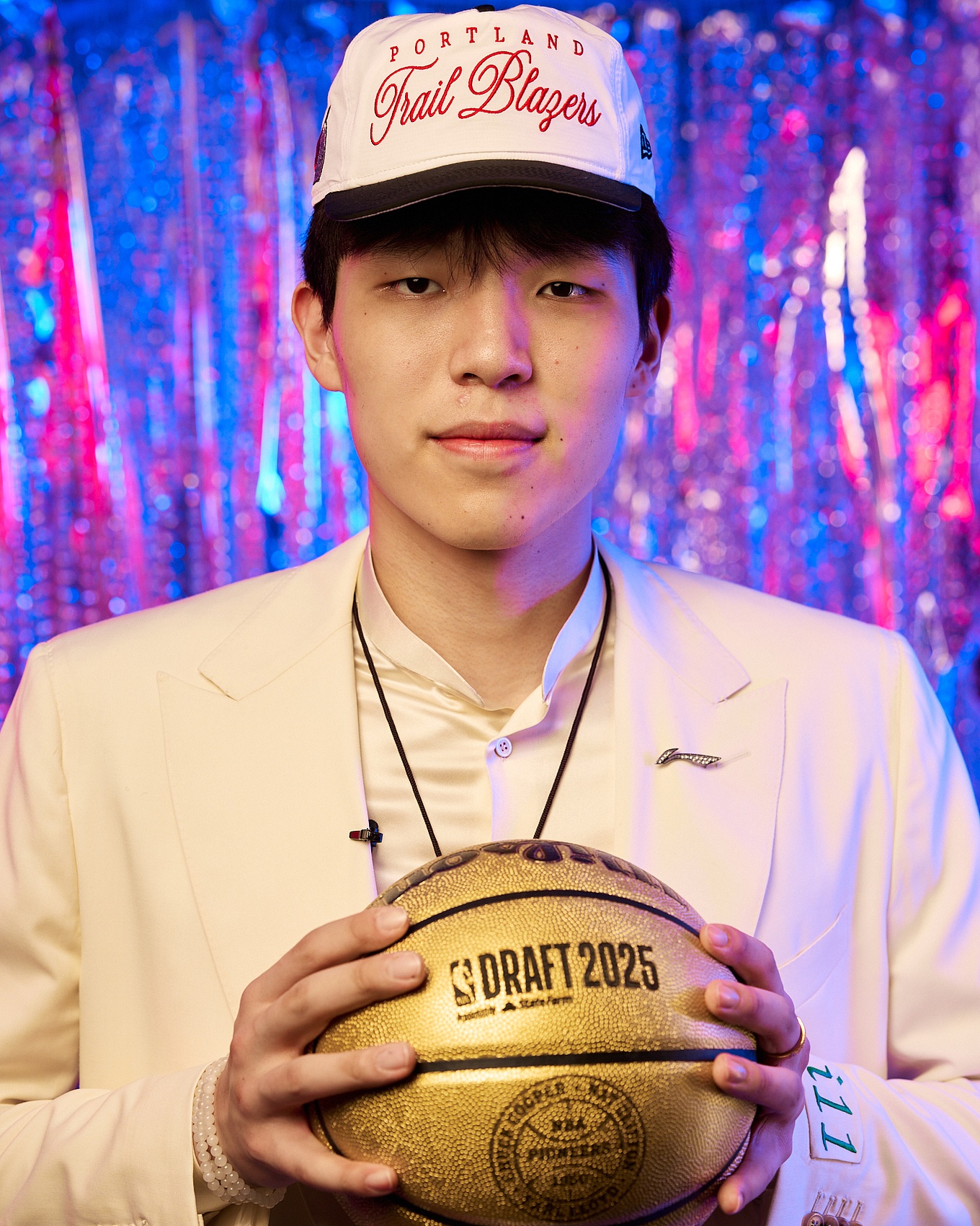 杨瀚森：篮球和乒乓球都是竞技体育 都是一些很神奇很好玩的运动