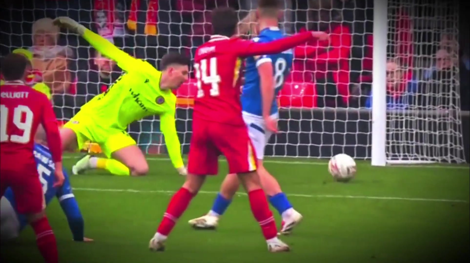 基耶萨球员集锦：左右都能踢，爆发力强，射门有准星