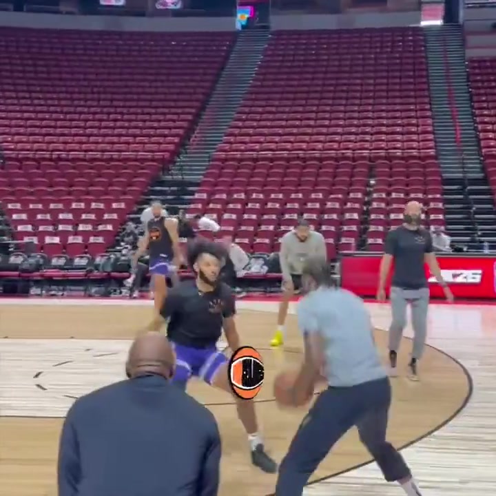 新球队首练！杰伦-格林和狄龙在太阳队的训练~