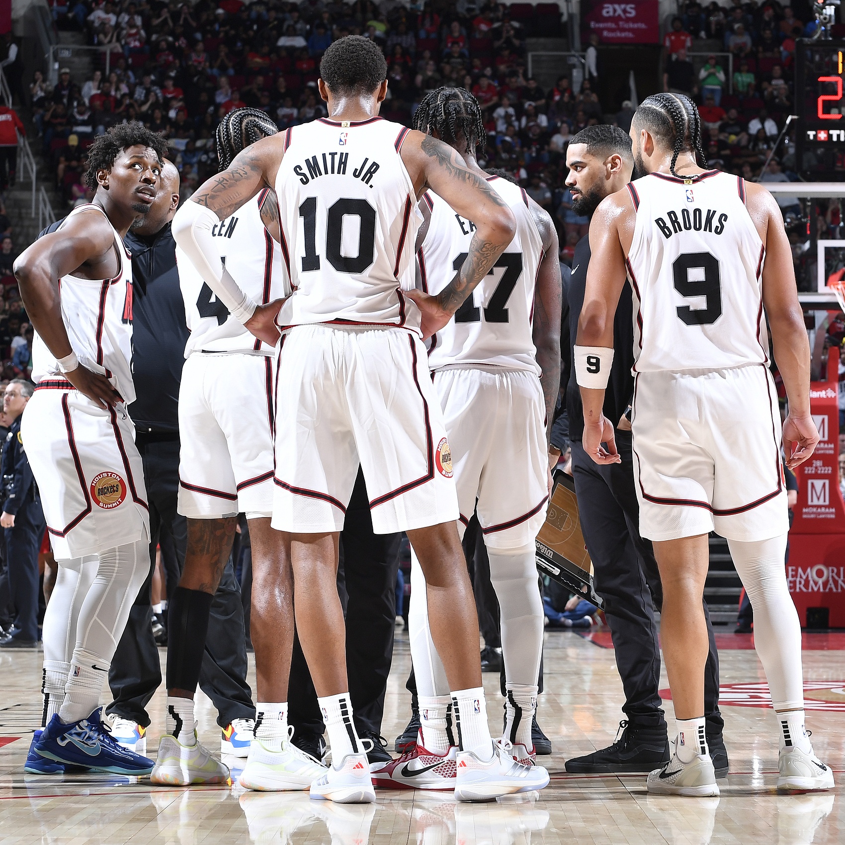 斯通：我们其实很喜欢交易前的阵容 想要KD但必须要以合理的价格