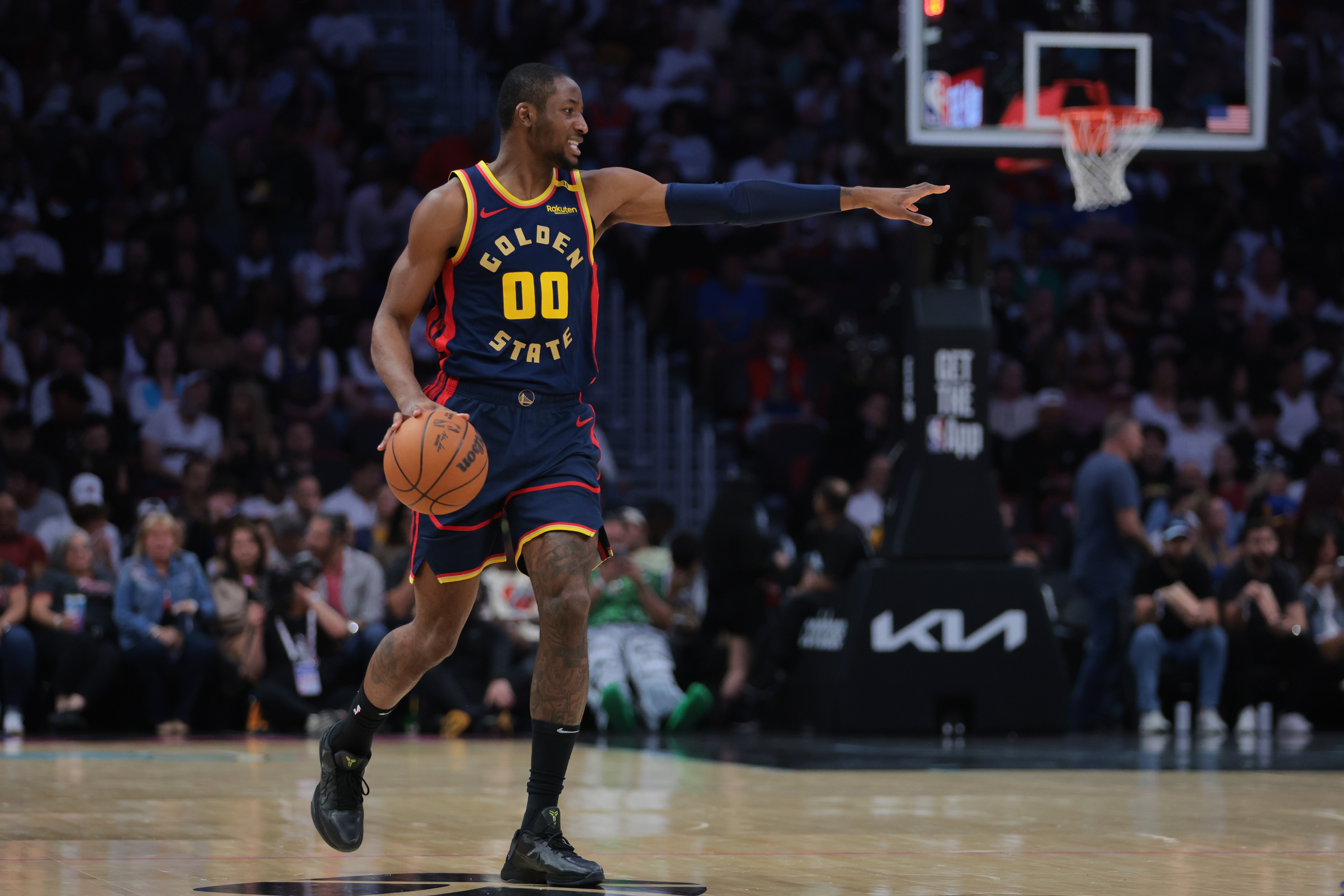 肯扬-马丁：勇士把库明加当第六人用就行 给他第六人的钱