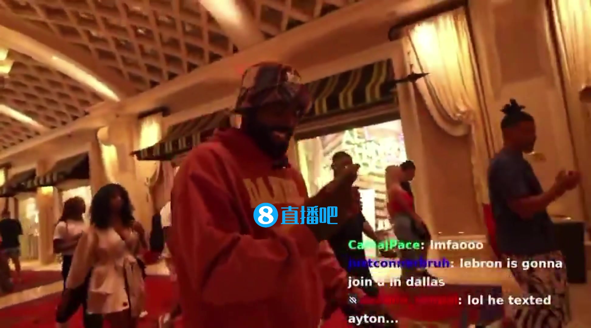 节目效果这一块😂！欧文直播接到东契奇电话乐开花：别熬夜看我