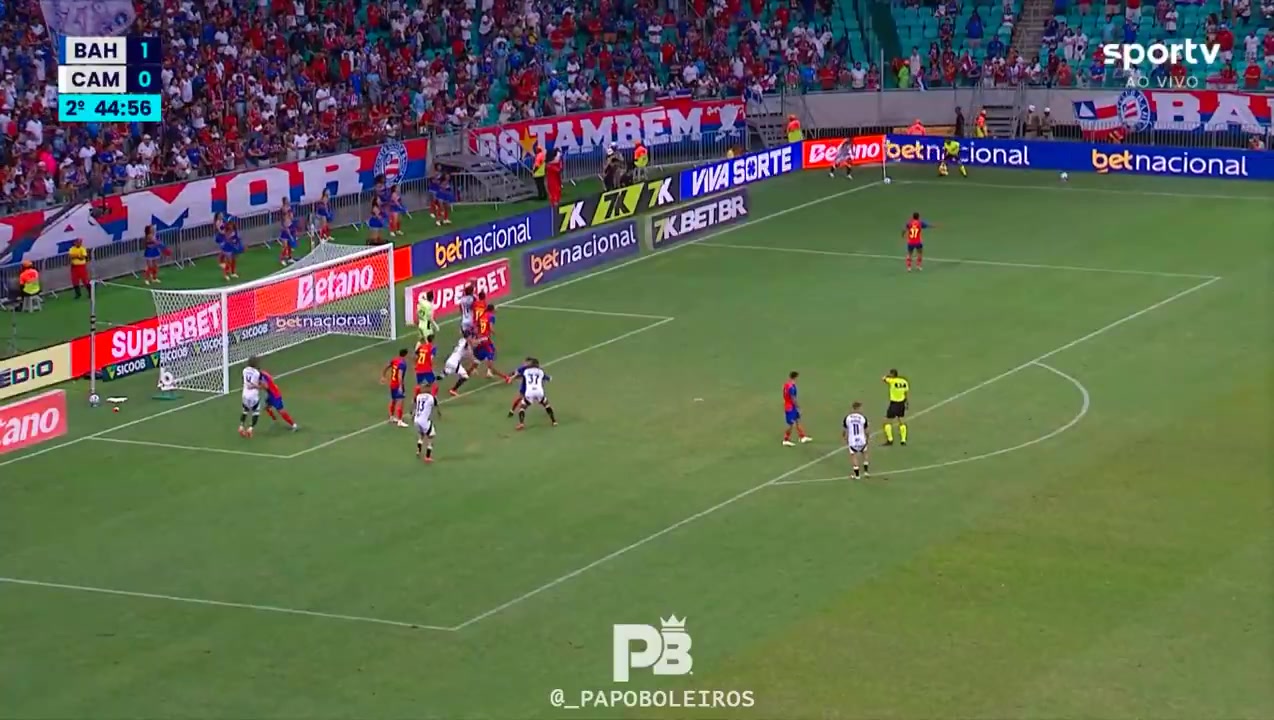 前上港绿巨人！38岁胡尔克角球暴力破门直挂死角，脚头真硬🫢