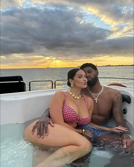 有此娇妻 换谁来都打不好球啊！乔治老婆是真好看啊😍