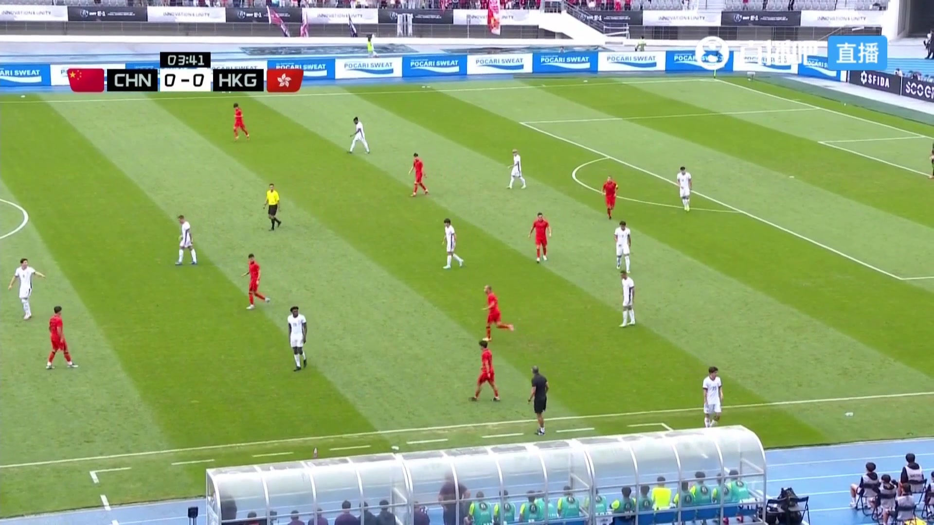 基本功啊…谢文能停球低级失误，简单的边路接球都没接住😅