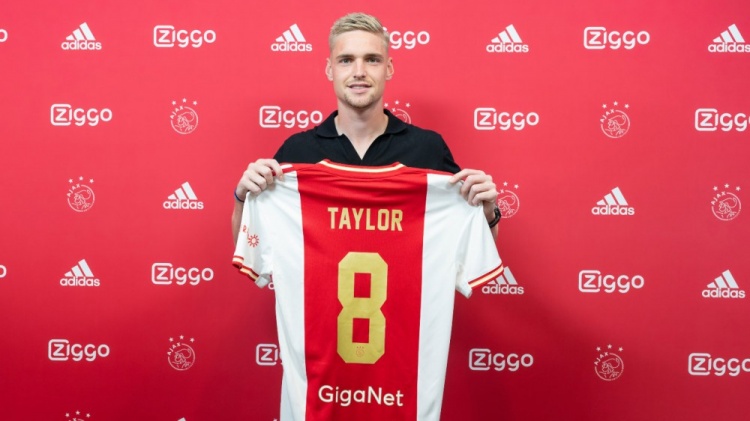 罗马诺：波尔图与阿贾克斯谈判肯尼斯-泰勒的转会