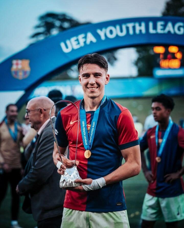 阿斯：巴萨17岁中卫科斯波将转会至佛罗伦萨 巴萨有20%二转分成