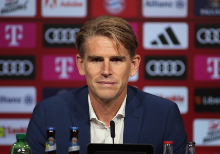 记者：红牛想从拜仁签回弗罗因德，尚不知岗位在莱比锡或萨尔茨堡