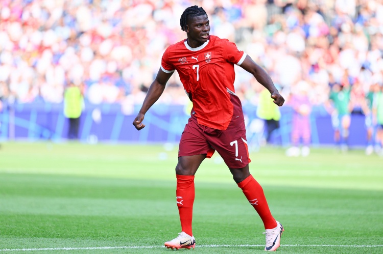 记者：摩纳哥有意出售28岁前锋恩博洛，球员被推荐给米兰