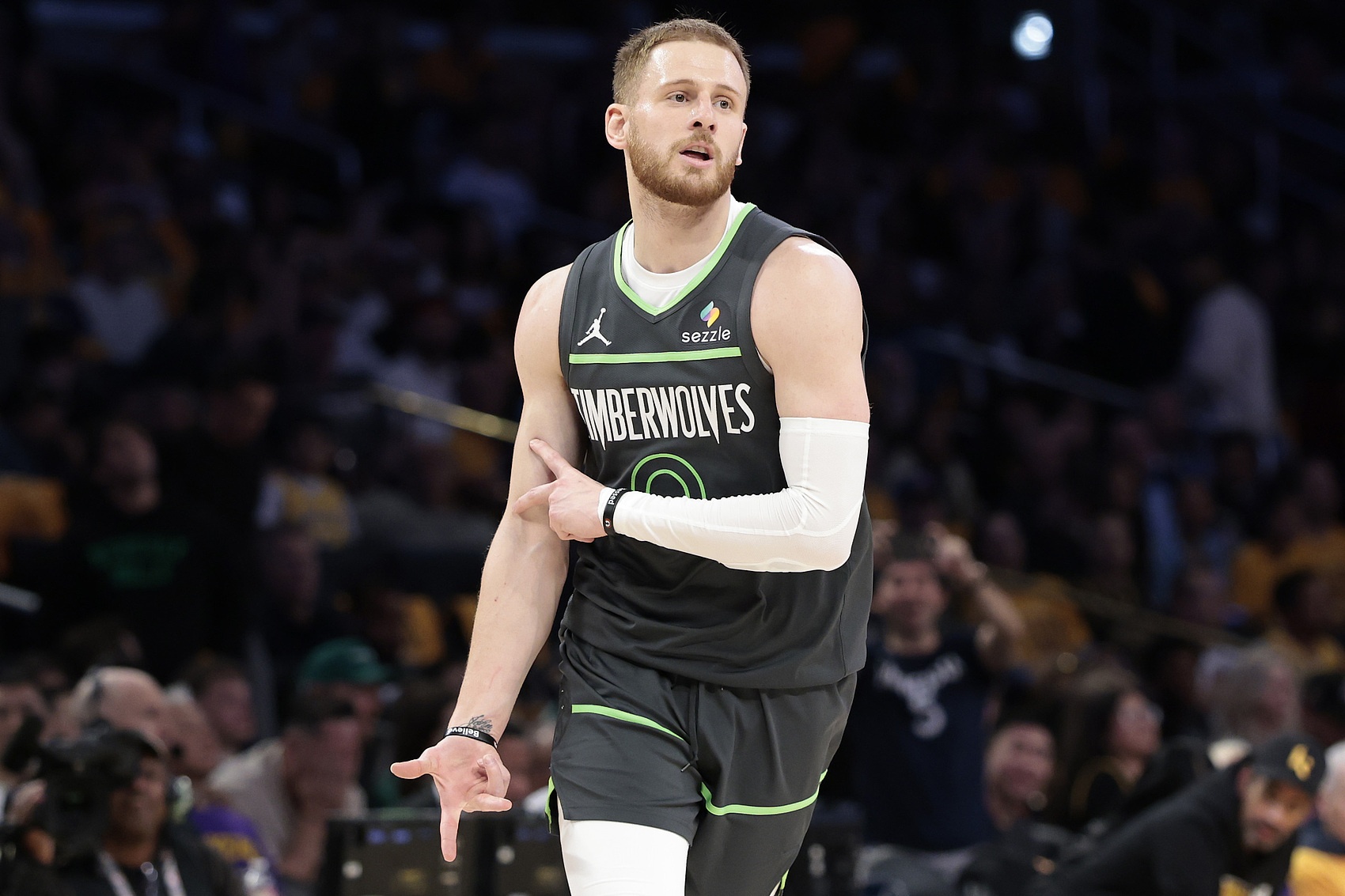 官宣：迪文岑佐获意大利国籍 将有资格代表国家队出战