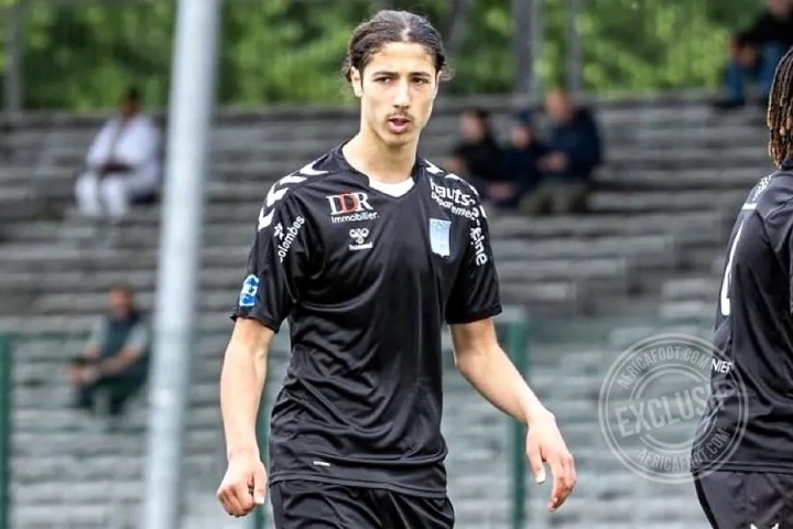 记者：AC米兰将在未来几天内签下09年出生的后卫梅萨乌迪