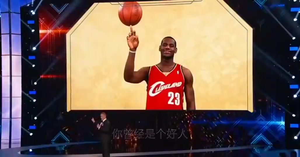 赵喜娜16年调侃：詹姆斯，你现在又是好人了，所以联盟只好让杜兰特当坏人
