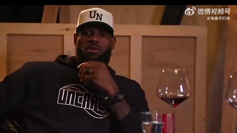 詹姆斯此前：大家都为波什牺牲鸣不平，但你们问过他吗？他是自愿的