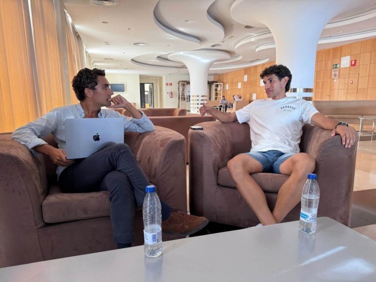 巴列霍：球队告诉我贝林厄姆喜欢齐达内的5号 我毫不犹豫就给他了