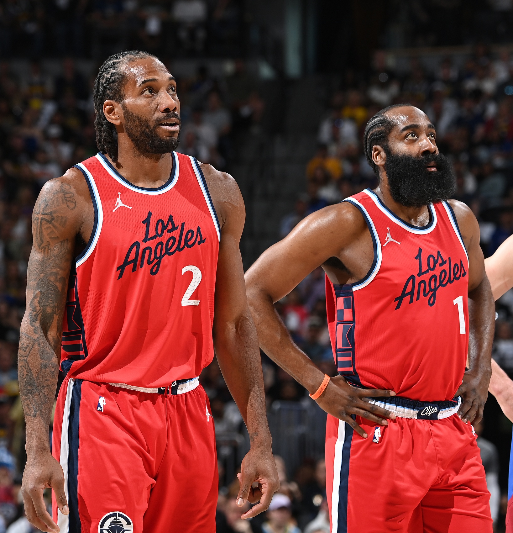 队记：快船在西部实力仅次于掘金&火箭&雷霆 若健康可能打进总决