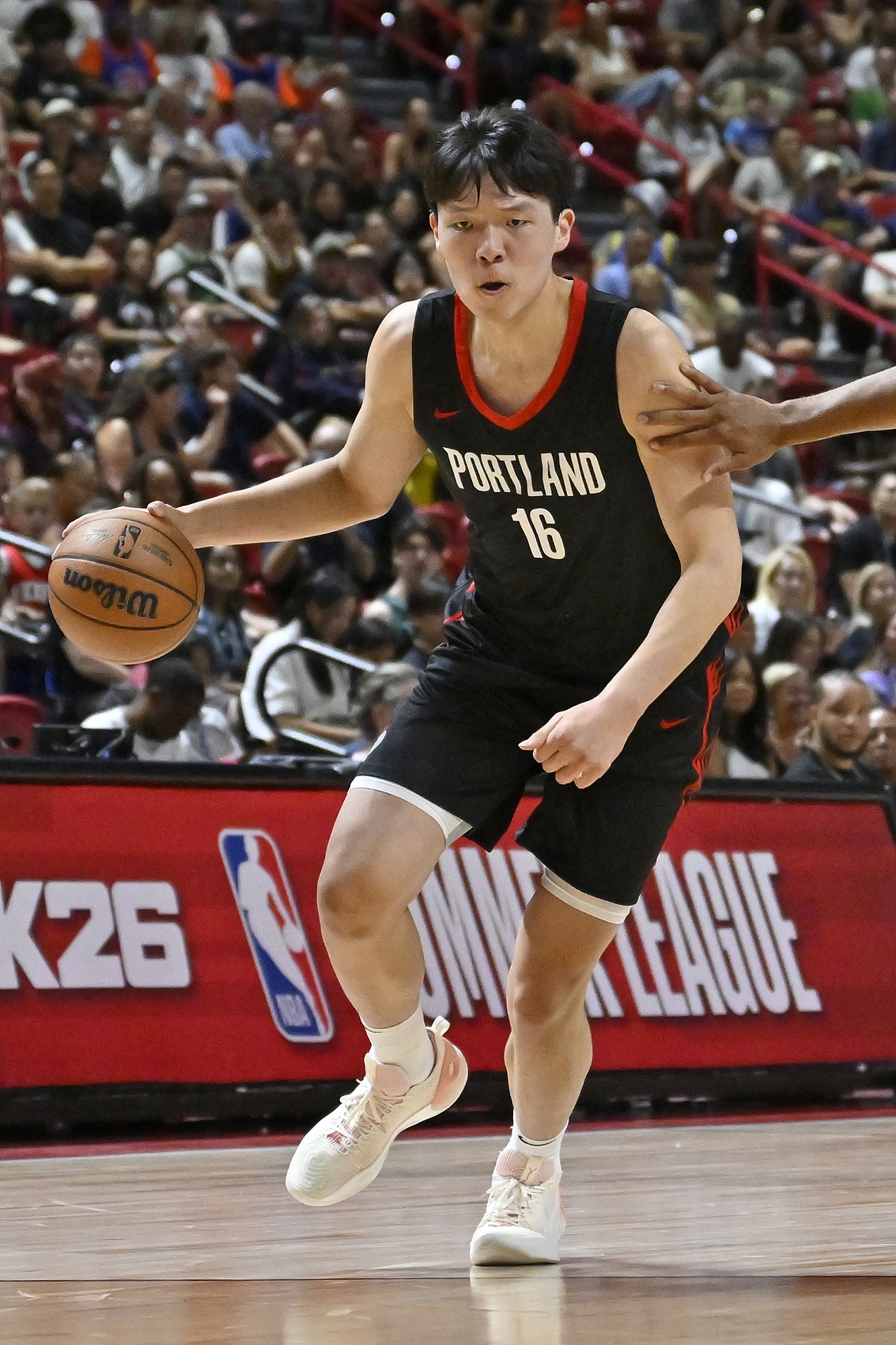 管维佳：连续紧张工作两个月 身体处于疲惫期 杨瀚森休假时间不长