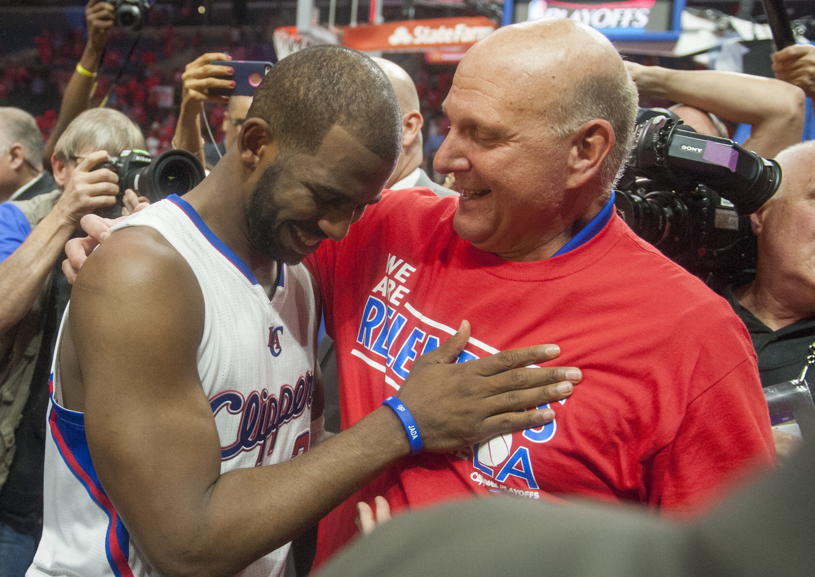 Shams：快船目前最需补强控卫 他们已经保罗等人纳入考虑范畴