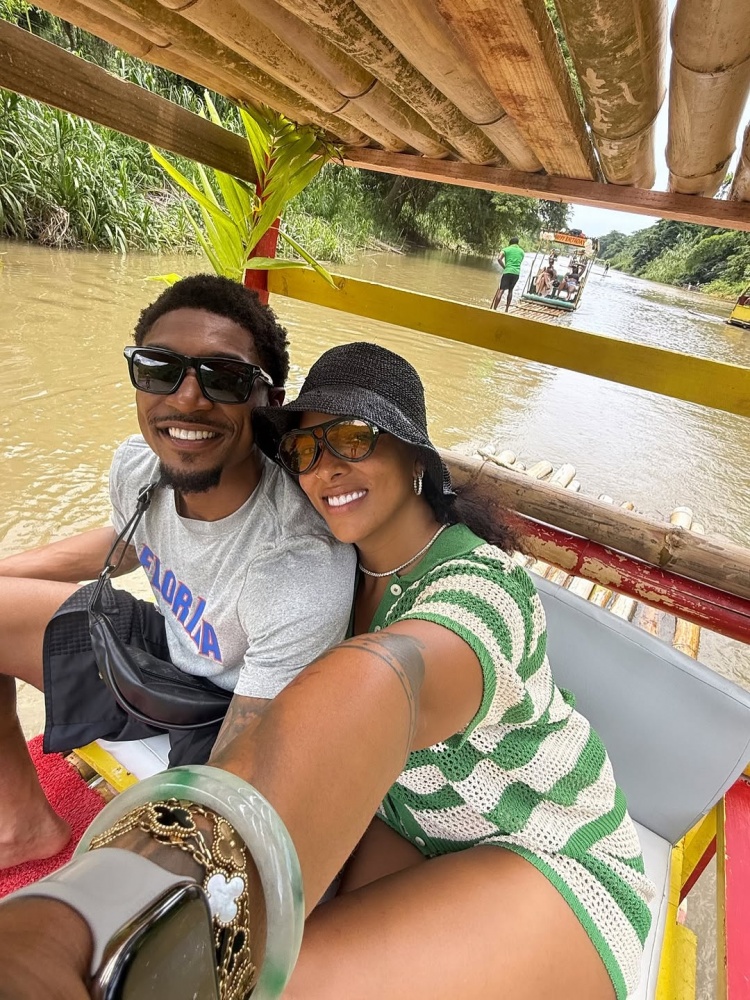 🤔比尔妻子发文：我妈妈说人这张嘴要是没有好话讲就闭上