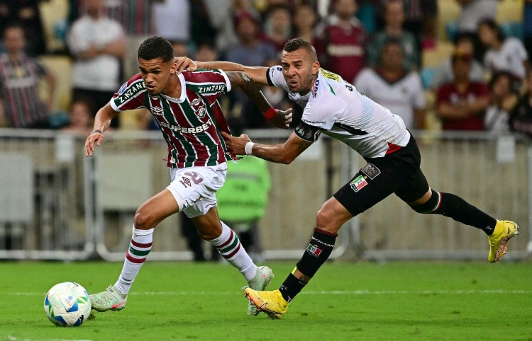 世体：巴萨密切关注18岁弗鲁米嫩塞边锋里克尔梅-费利佩