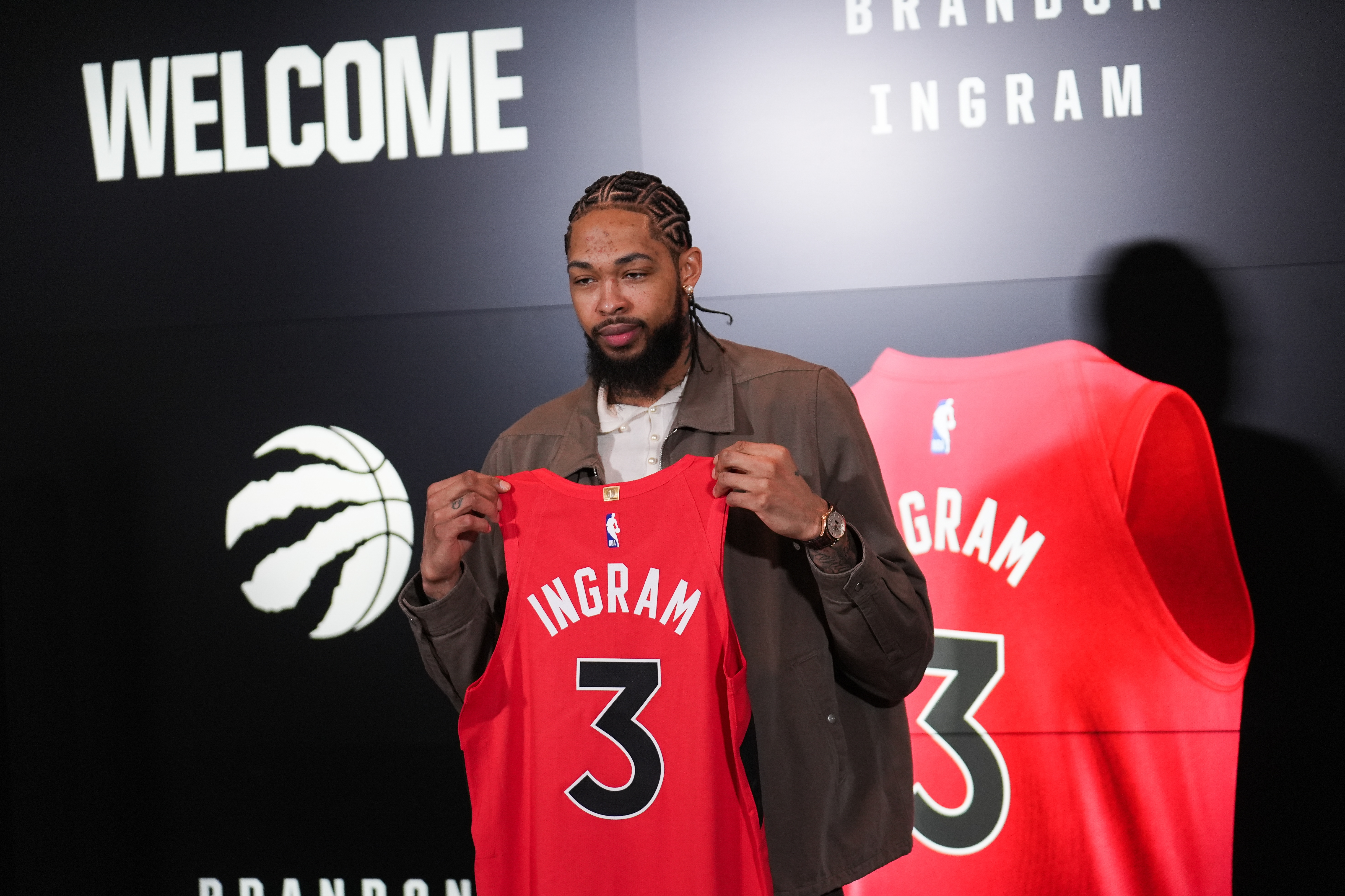 英格拉姆未来不明朗！队记：乌杰里当时主导交易 其他人并不信服