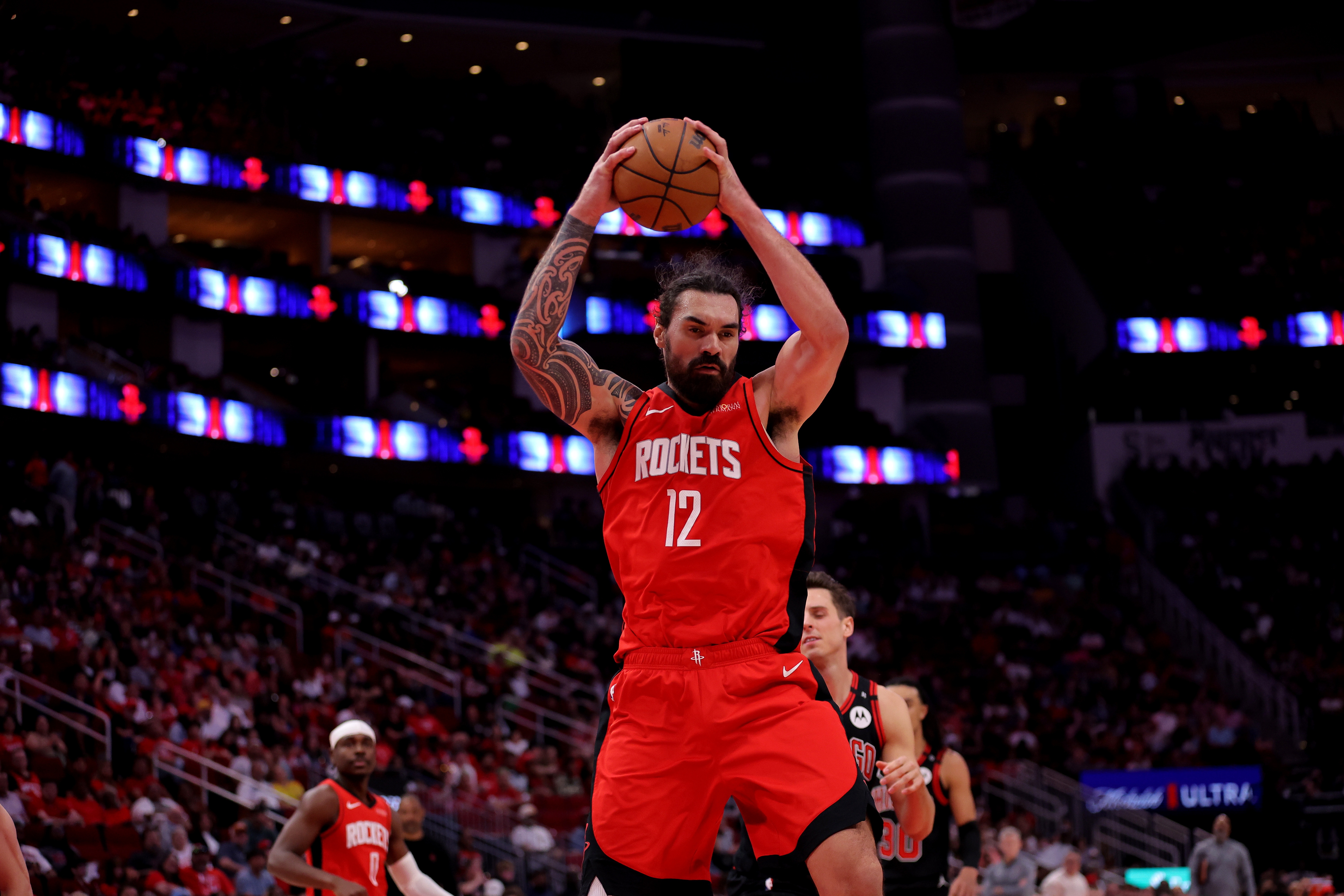 当打之年！NBA官方祝“海王”亚当斯32岁生日快乐🎂