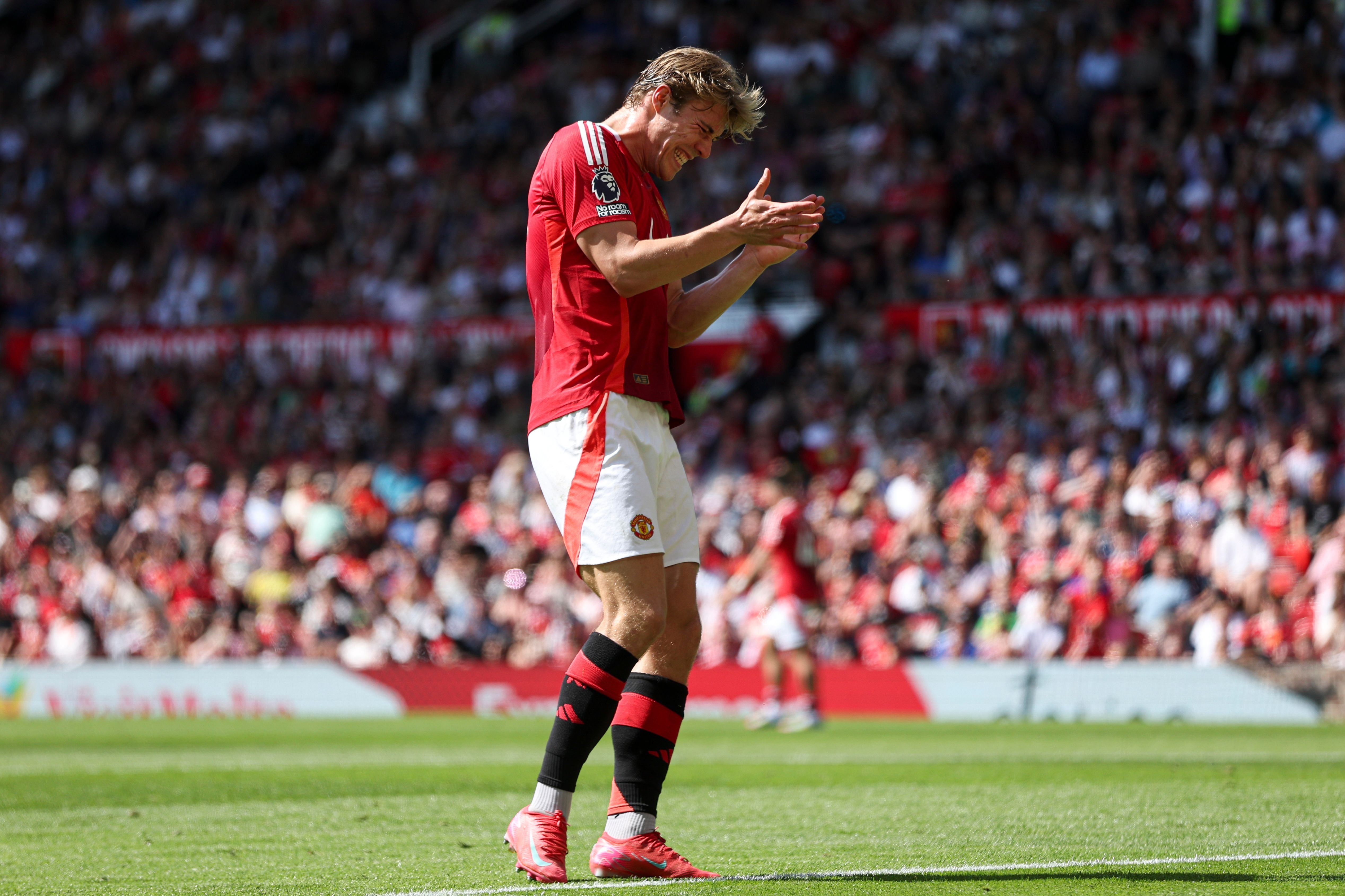 记者：霍伊伦将离开曼联，尤文和米兰正在观望能否达成交易