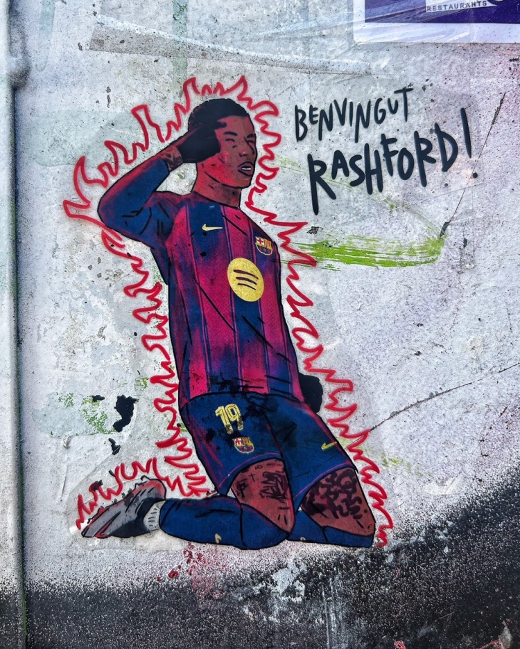 加盟倒计时！拉什福德身穿巴萨19号球衣的壁画出现在巴塞罗那街头