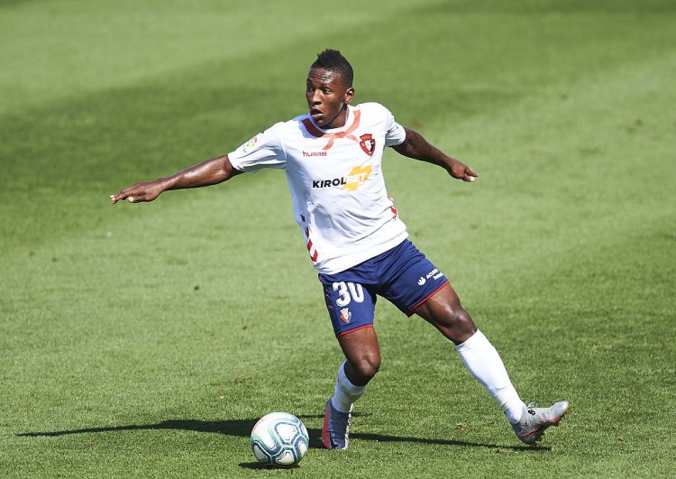 卡福：埃斯图皮尼安是顶级引援，买弗拉霍维奇能增加米兰夺冠概率