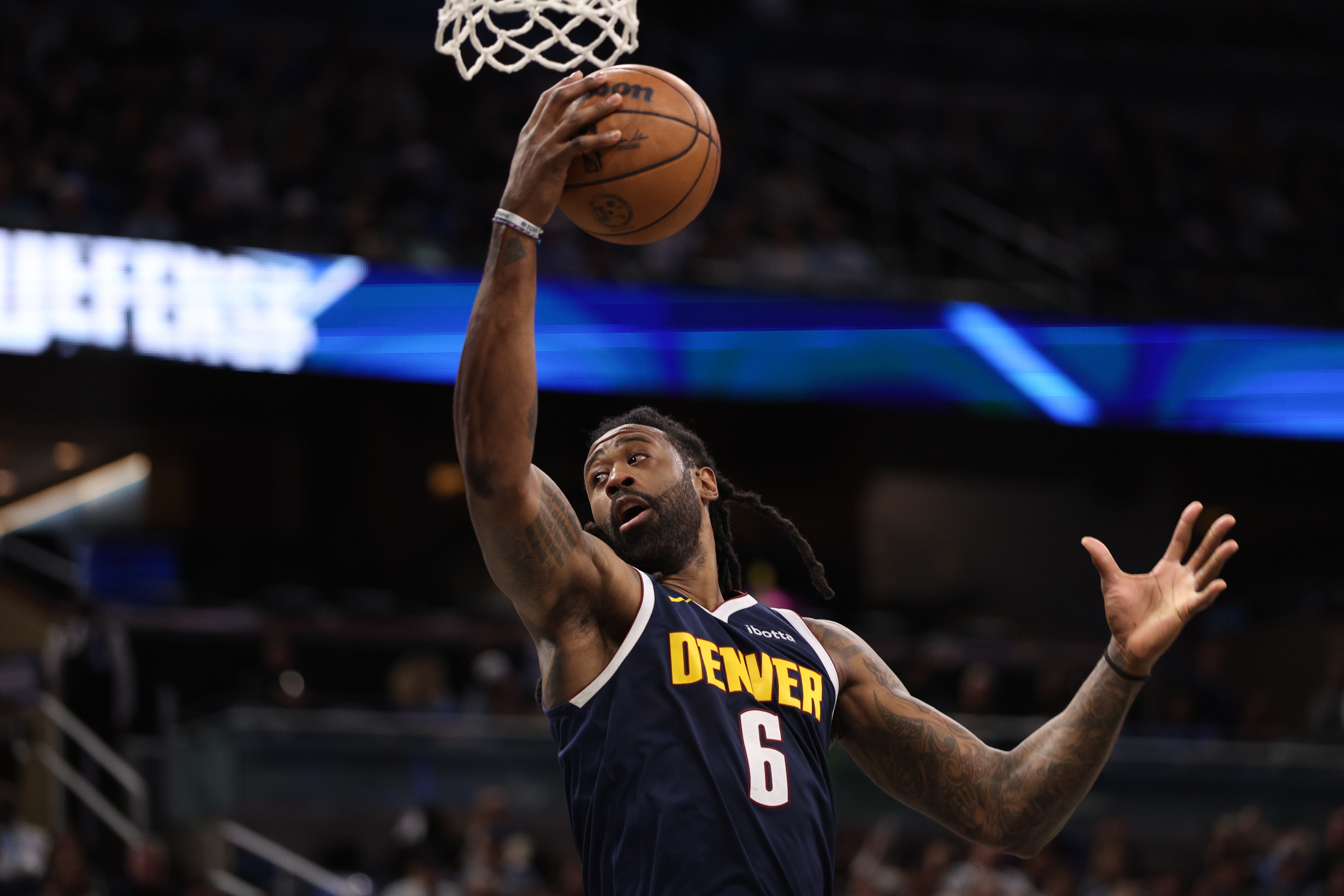 真挚的祝福！祝NBA中锋小乔丹37岁生日快乐！🎂