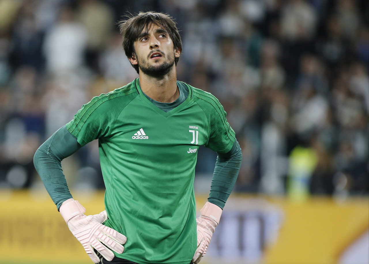 佩杜拉：尤文门将佩林、法兰克福门将特拉普被推荐给科莫