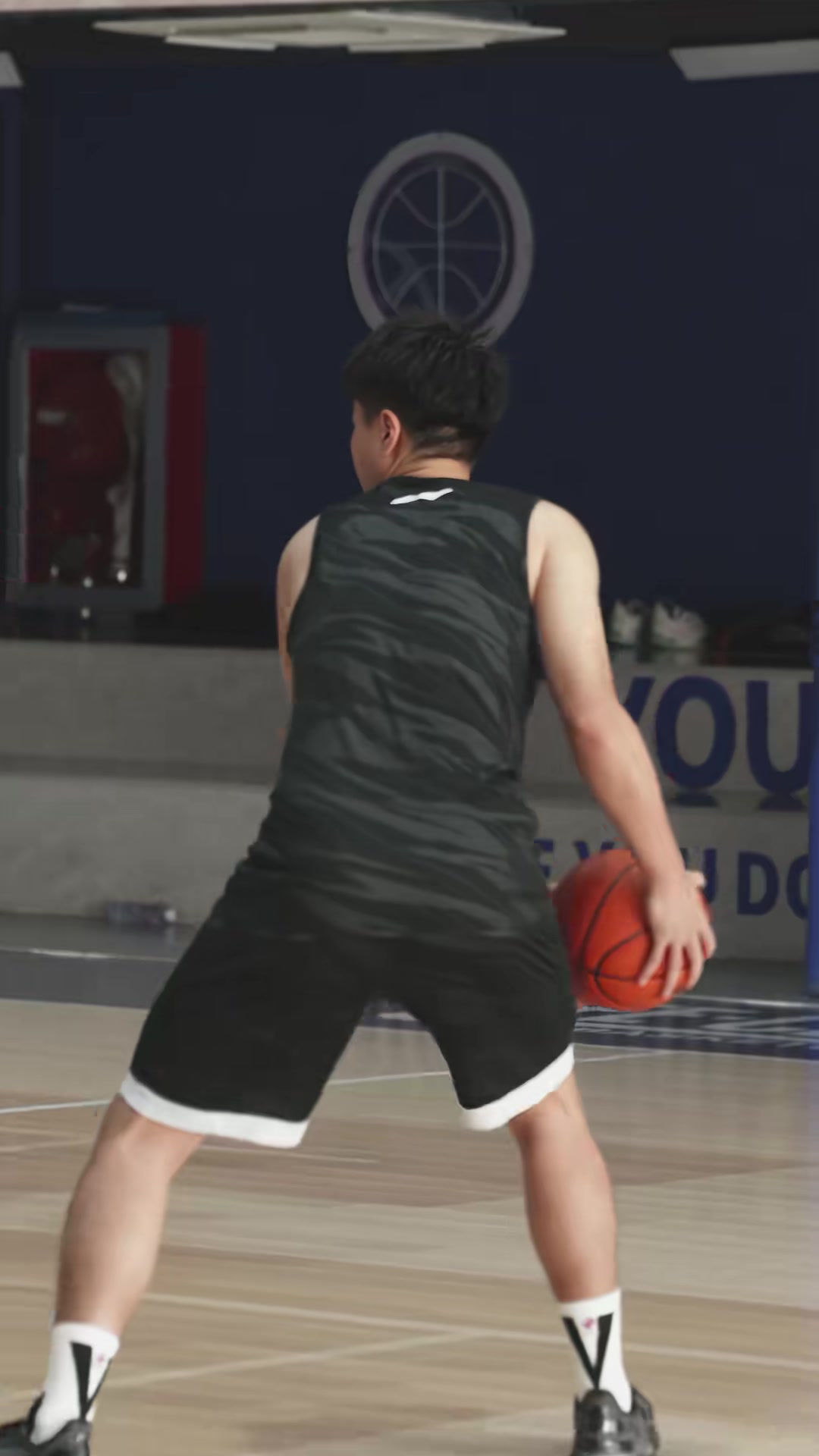 天津男篮晒训练视频！新任总教练张德贵、主教练周金利出镜