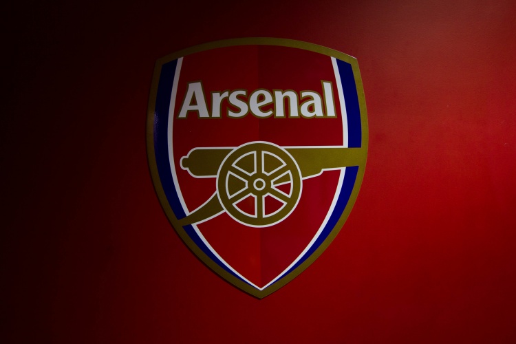 阿森纳球员号码：诺尔高16号、马杜埃凯20号、祖比门迪36号