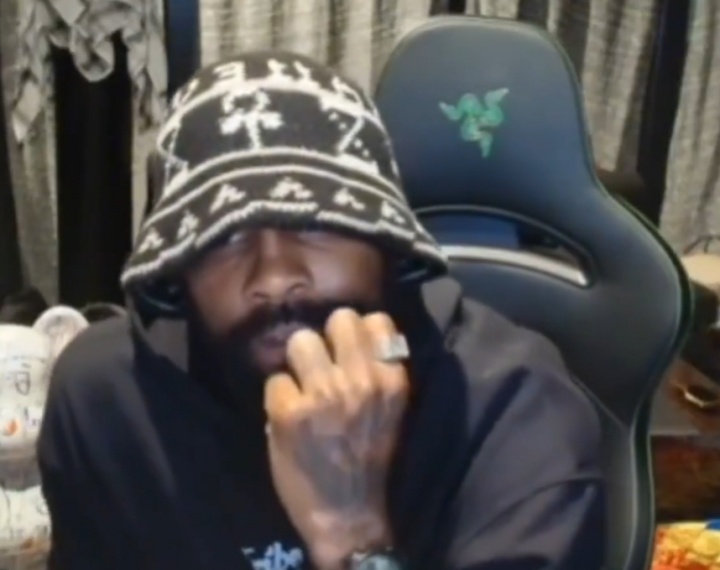 说太多了😂欧文直播不断回应劲爆话题 经纪人紧急介入电话制止