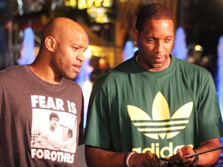 卡特&麦迪成为NFL球队布法罗比尔的小股东