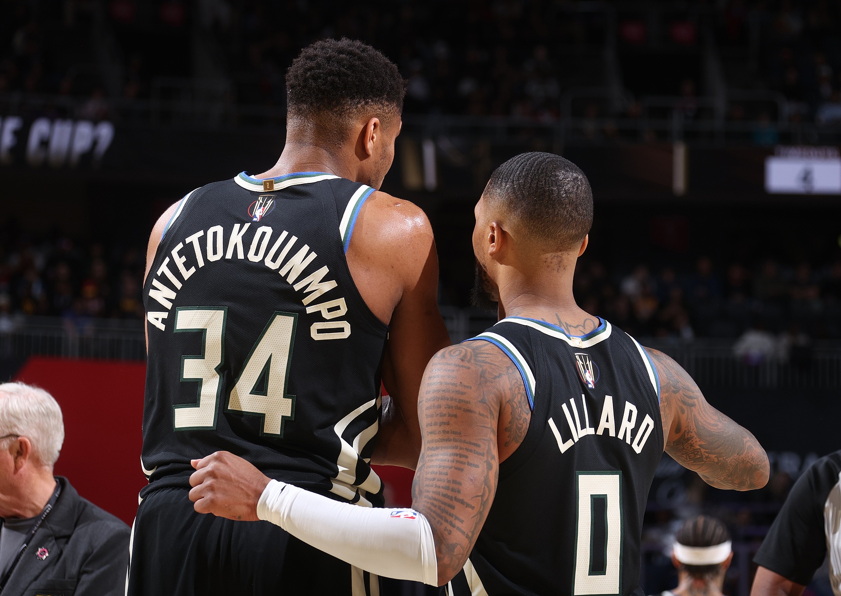 利拉德：我和字母哥可以夺冠 很荣幸能与这么有统治力的他合作过