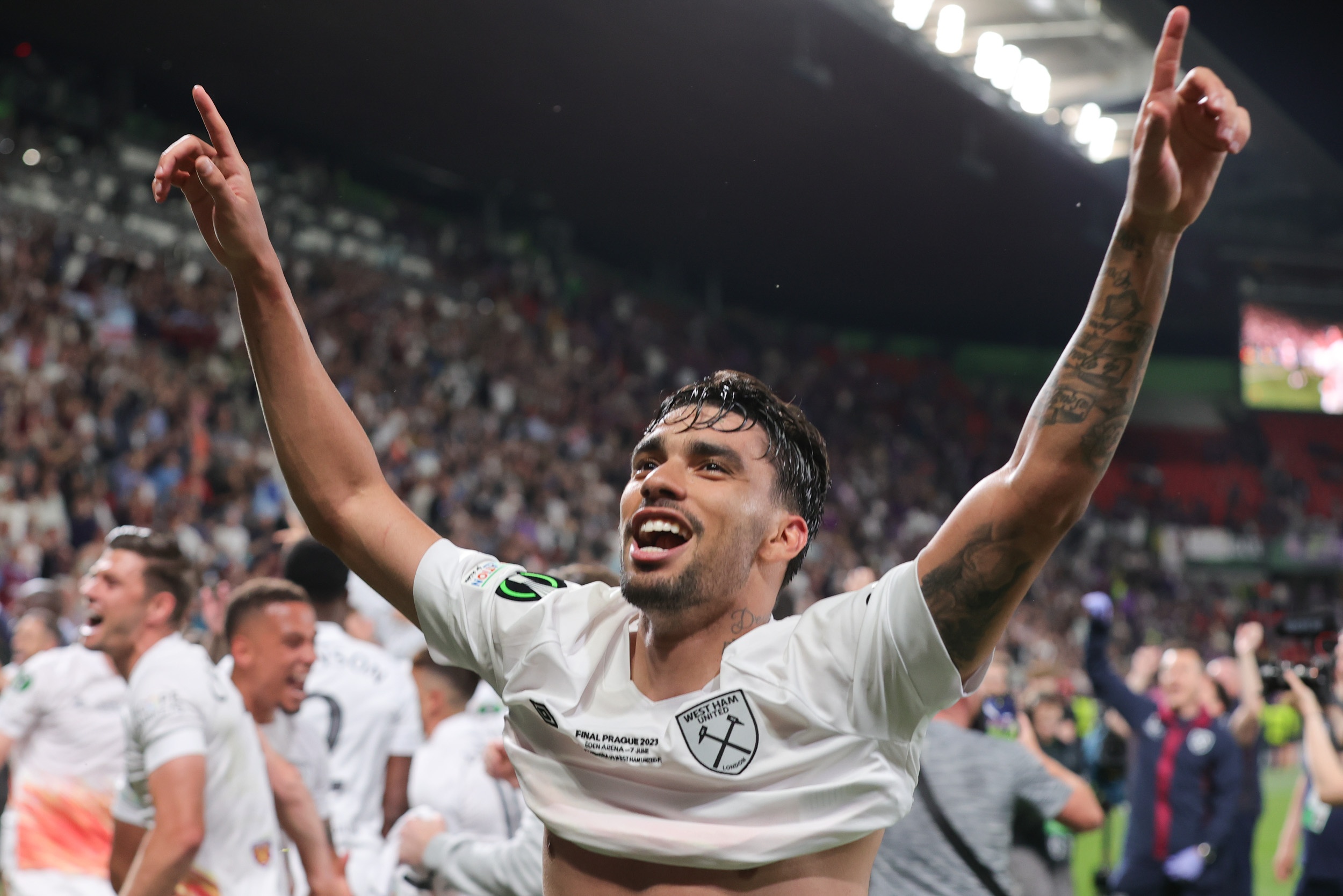 邮报：西汉姆联计划今夏出售帕奎塔，不准备因调查事件起诉英足总