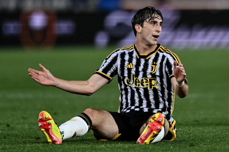 意媒：除非收到非常重要的报价，否则尤文无意出售米雷蒂