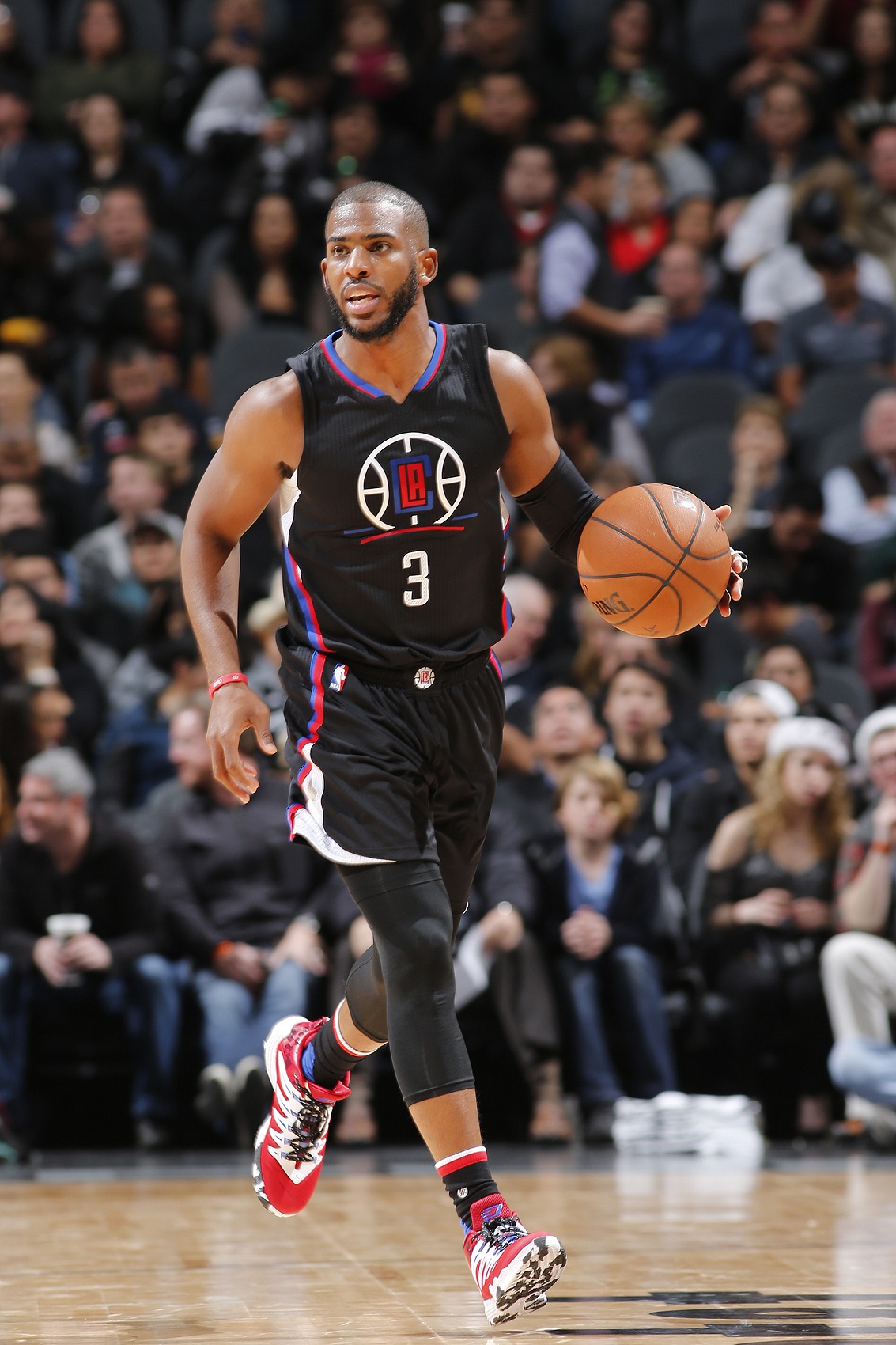 韦德：为保罗重回快船感到高兴 这是球迷想要的 也是联盟所需要的